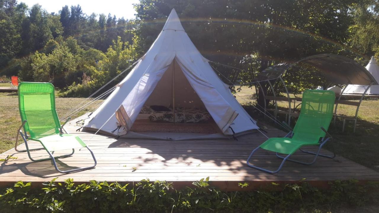 Отель Glamping Fluffy Horns - Glempings Pukainie Ragi Плиеньциемс Экстерьер фото