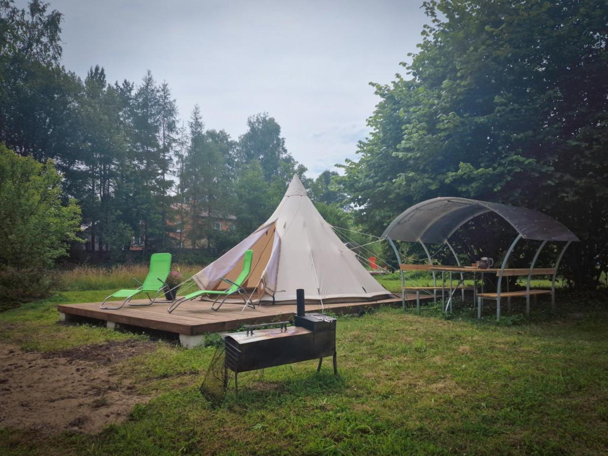 Отель Glamping Fluffy Horns - Glempings Pukainie Ragi Плиеньциемс Экстерьер фото