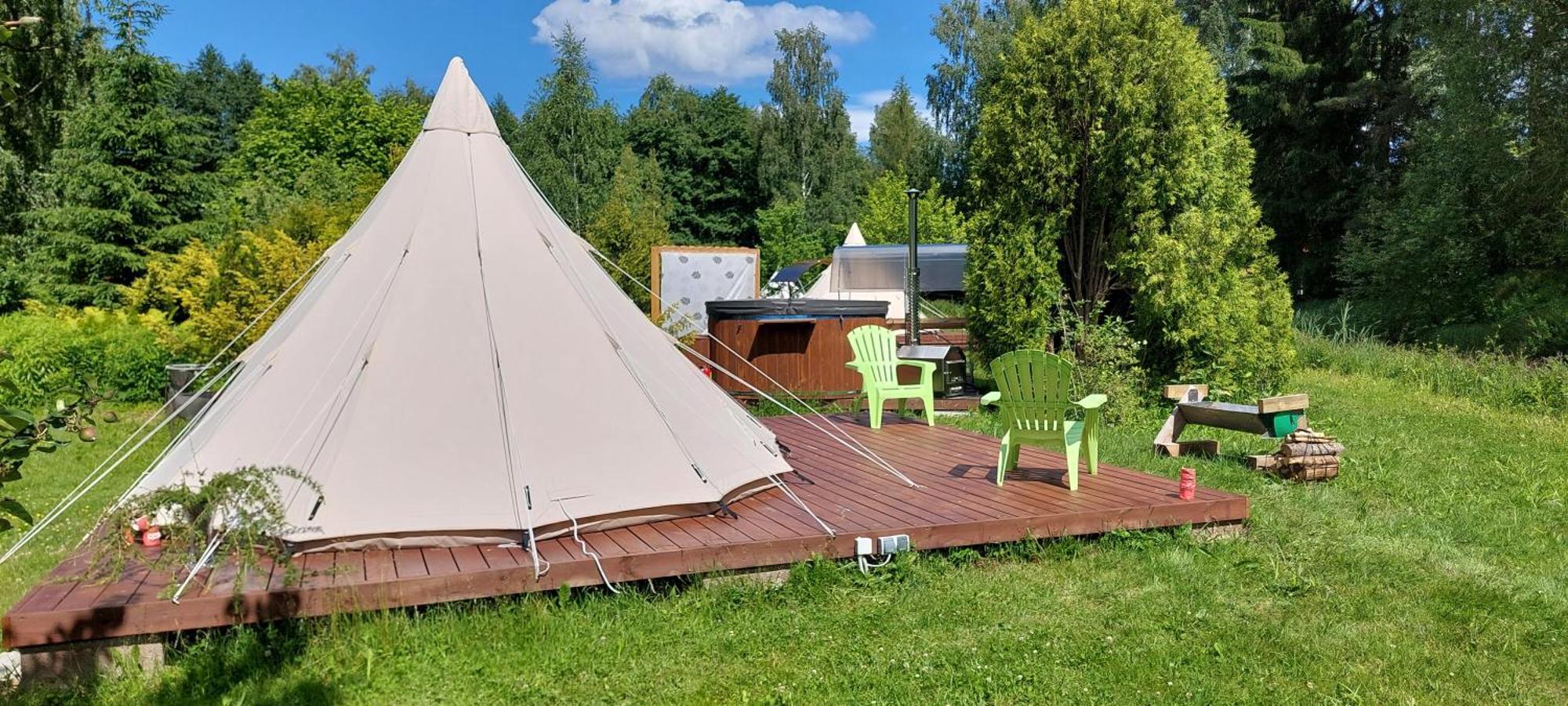 Отель Glamping Fluffy Horns - Glempings Pukainie Ragi Плиеньциемс Экстерьер фото